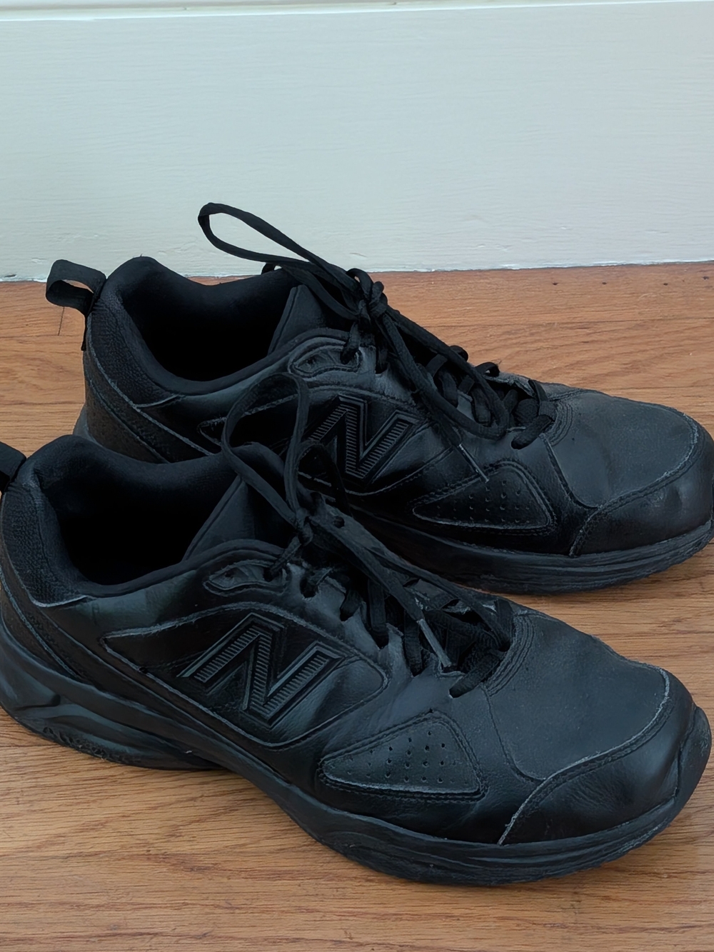 New Balance Men’s Black Trainers